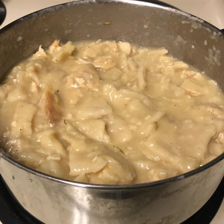 Old-Fashioned Chicken and Dumplings