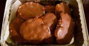 Homemade Turtle Candy With Pecans and Caramel