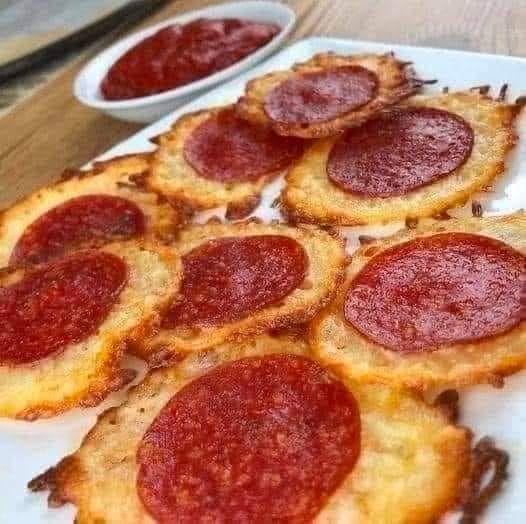 2 ingredient Pizza chips